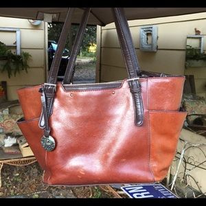 Borsela leather bag